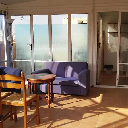 Grosszuegige Mit Grosser Dachterrasse