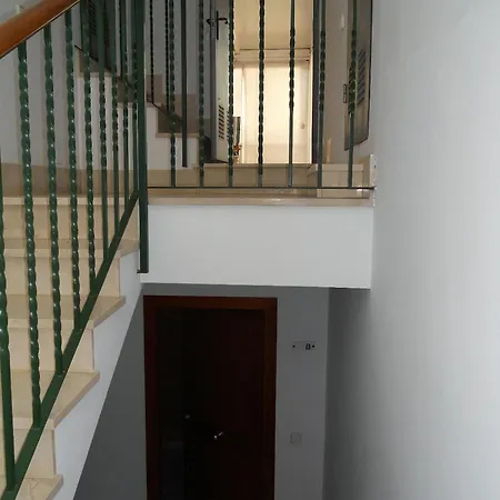 Apartment Grosszuegige Mit Grosser Dachterrasse *