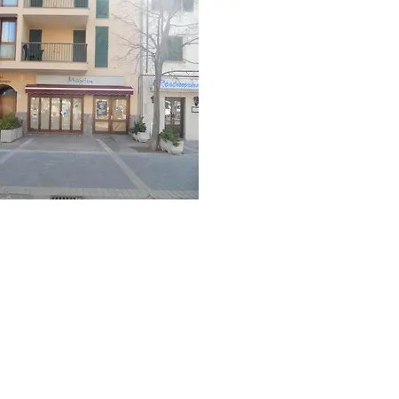 Grosszuegige Mit Grosser Dachterrasse Apartment